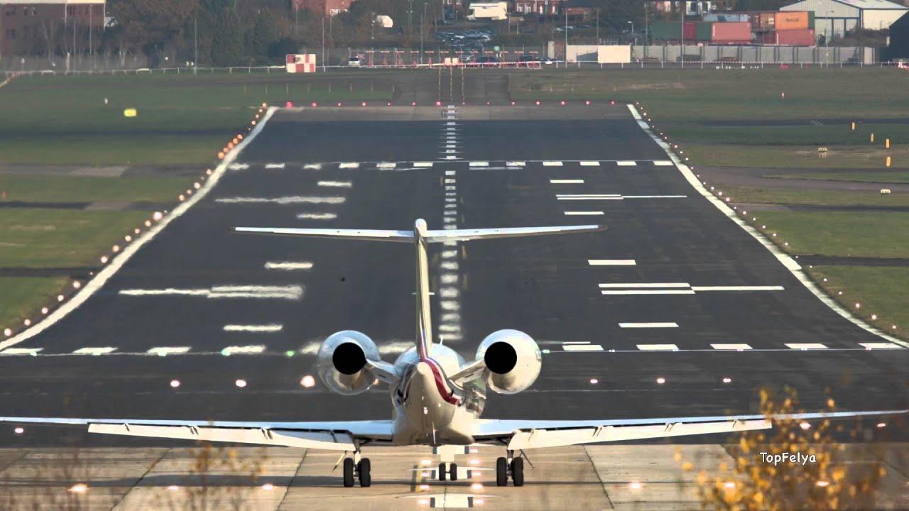 Gulfstream G550 powerful short takeoff. Best looking Business Jet