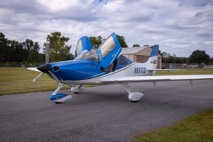 2002 Cirrus SR22 in blue color