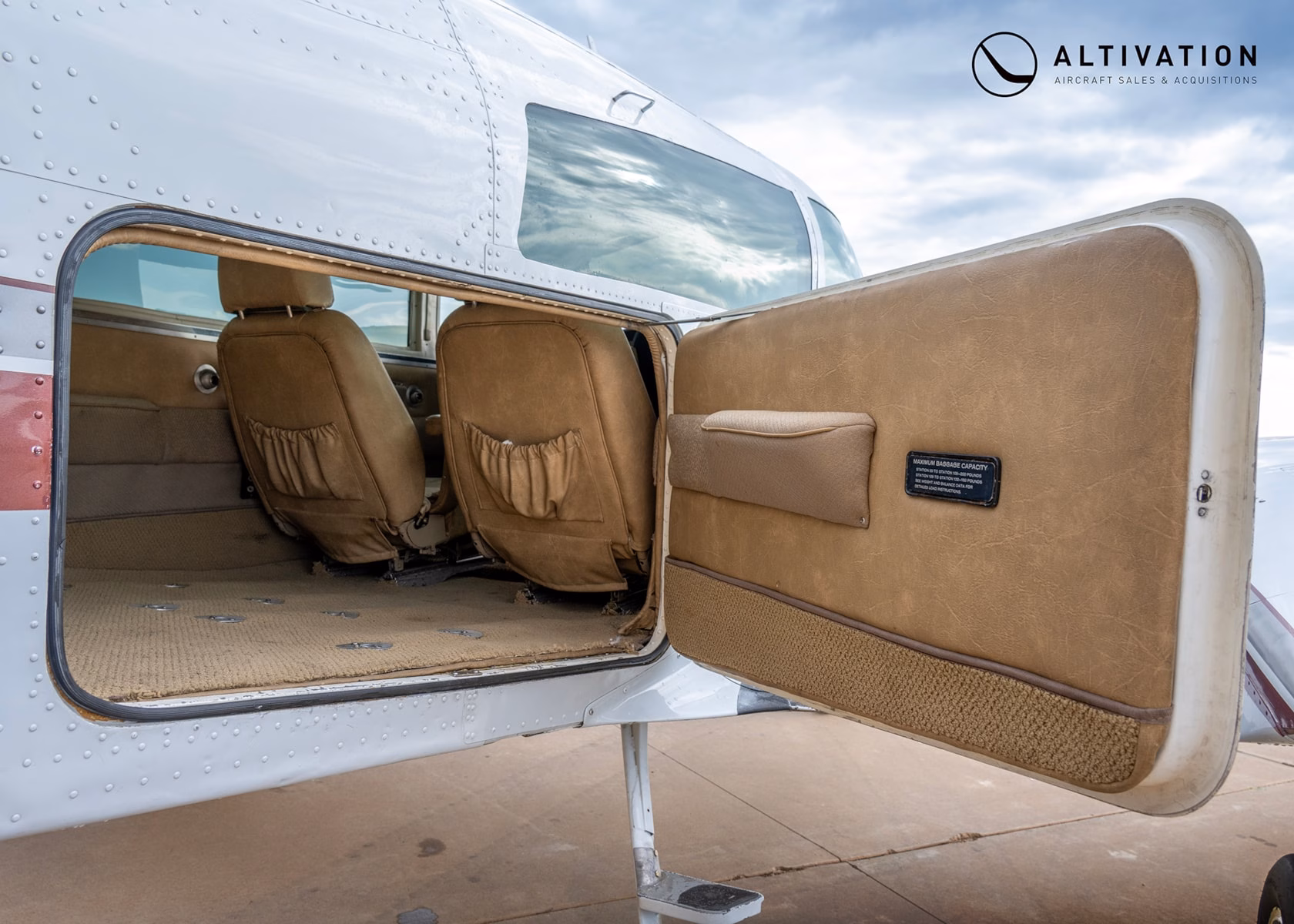 1979 Cessna T310R open cabin door and interior baggage entry view