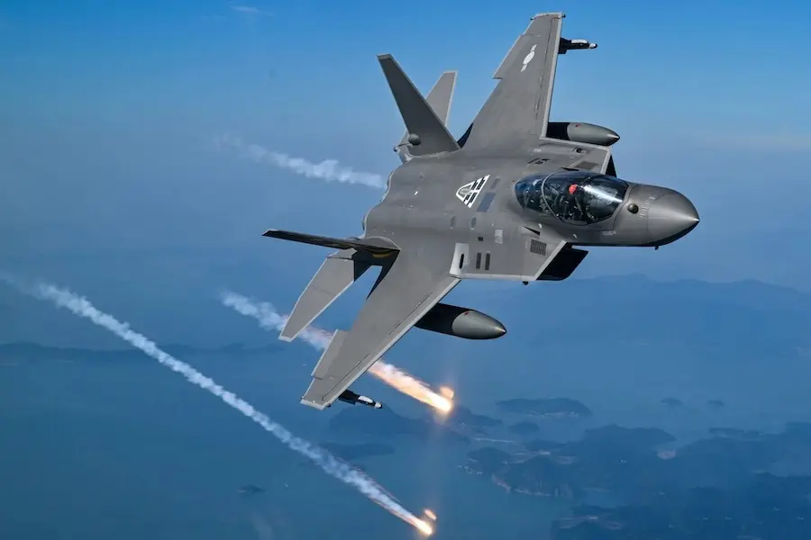 South Korea Clears KF-21 Fighter Jet for Combat Duty