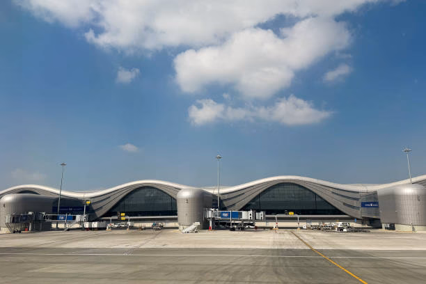 Middle East Tensions Impact Dubai Airport Operations