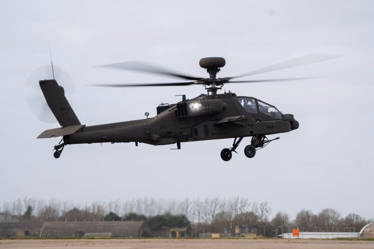 U.S. Army Grounds AH-64 Apache Fleet Following Fatal Incident