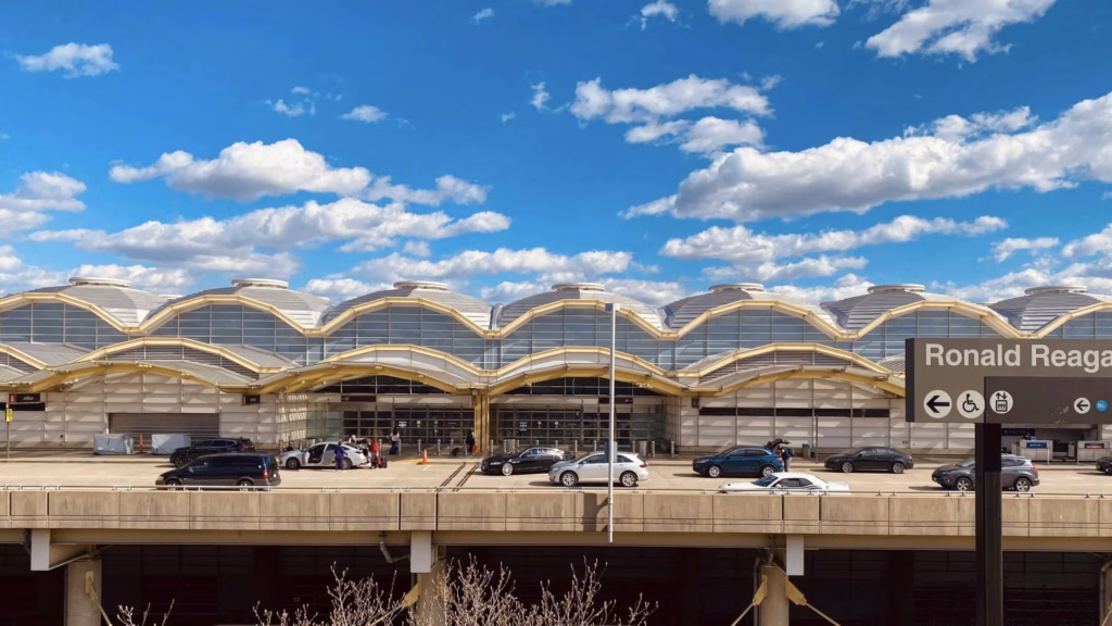 FAA Mandates Unique Lighting for New Triumphal Arch Near DCA